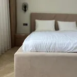 Apartmanhotel перемоги 1 3*
